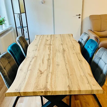 Arche - Eigene Haushaelfte Im Stadtzentrum Apartmán *