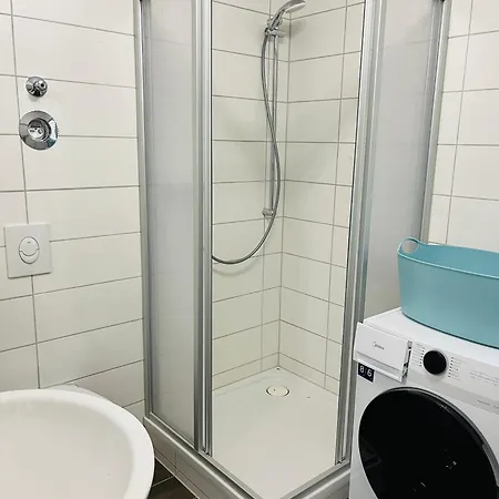 Arche - Eigene Haushaelfte Im Stadtzentrum *