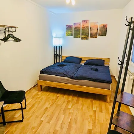 Appartement Arche - Eigene Haushaelfte Im Stadtzentrum *