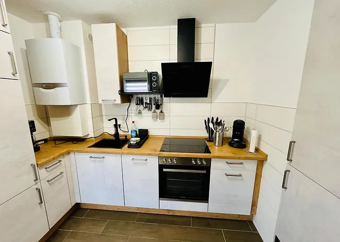 Arche - Eigene Haushaelfte Im Stadtzentrum *