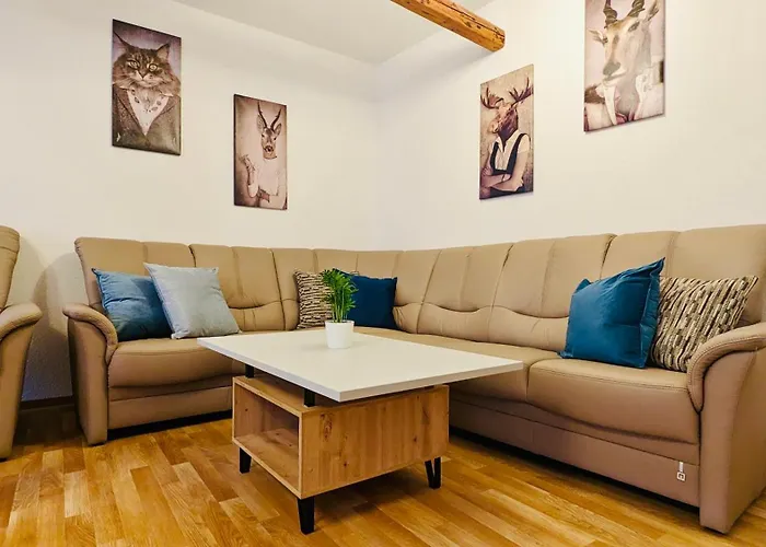 Arche - Eigene Haushaelfte Im Stadtzentrum דירה ארנשטאדט