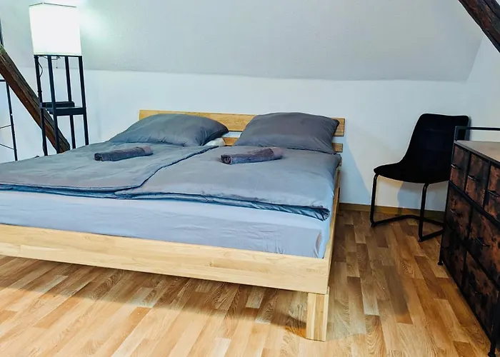 Arche - Eigene Haushaelfte Im Stadtzentrum