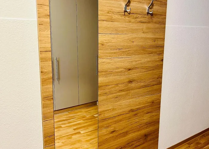 Arche - Eigene Haushaelfte Im Stadtzentrum * ארנשטאדט